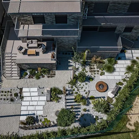 דירה Apartmanova Pod Stitmi