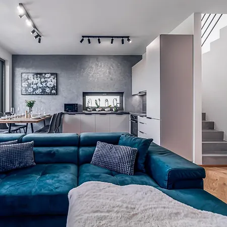 Apartmanova Pod Stitmi * Stará Lesná