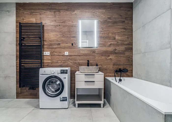 شقة Apartmanova Pod Stitmi